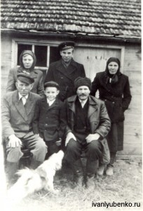 Любенко А.А.(сидит крайний справа).